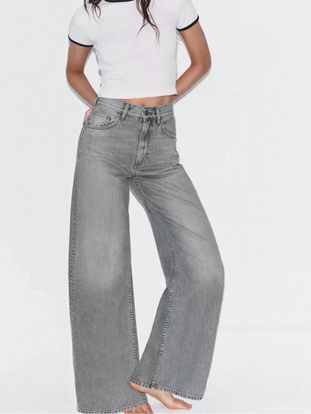 NWOT Zara Light Gray Wide-Leg High waisted Jeans
